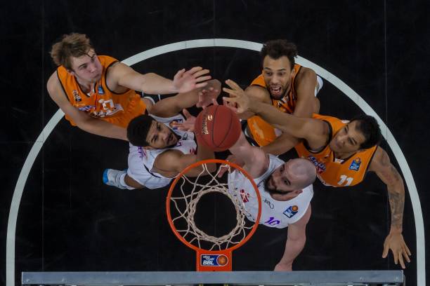 在客场作战 在客场作战