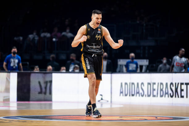 年触发类似 年触发类似